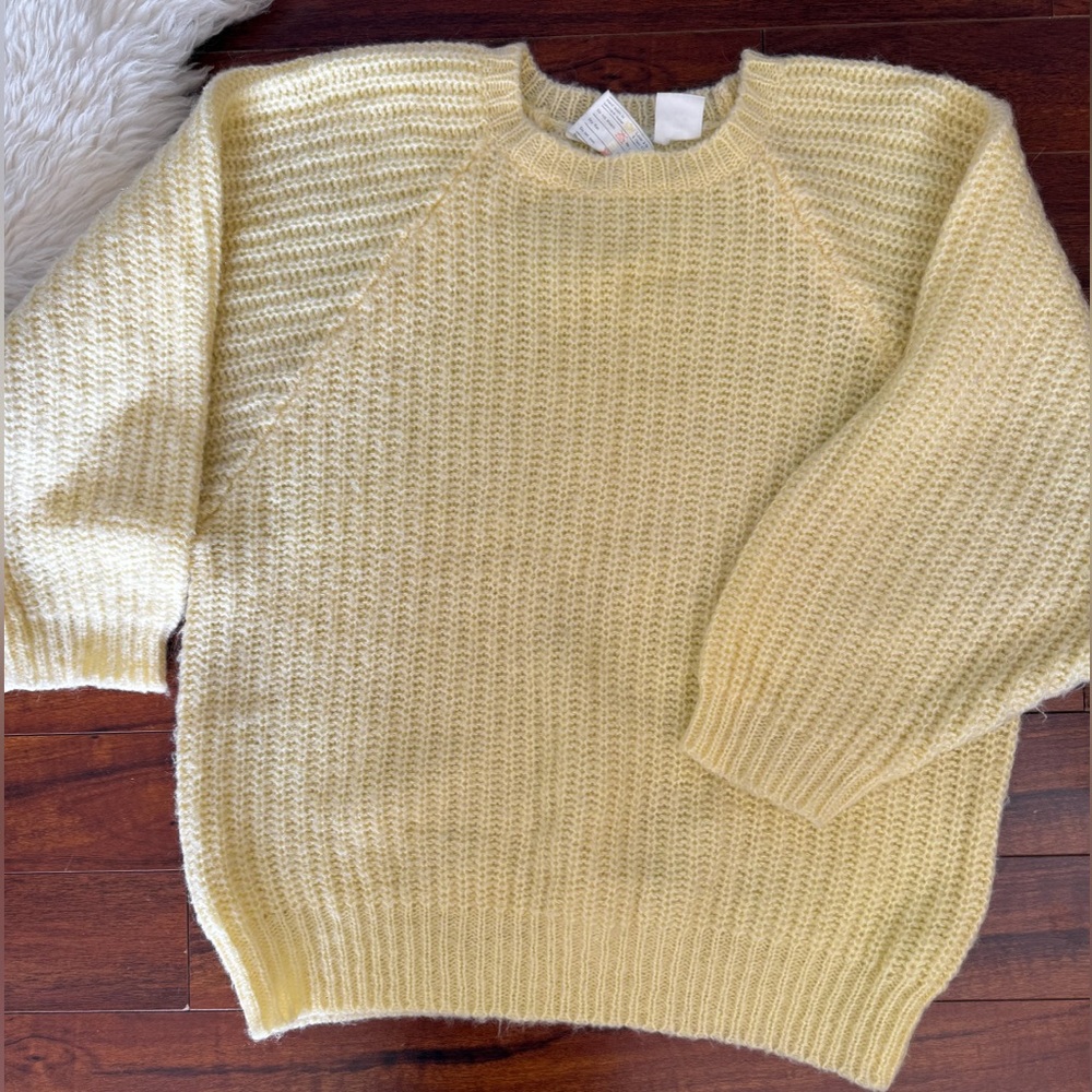 Soft Yellow Crewneck Knit Sweater
